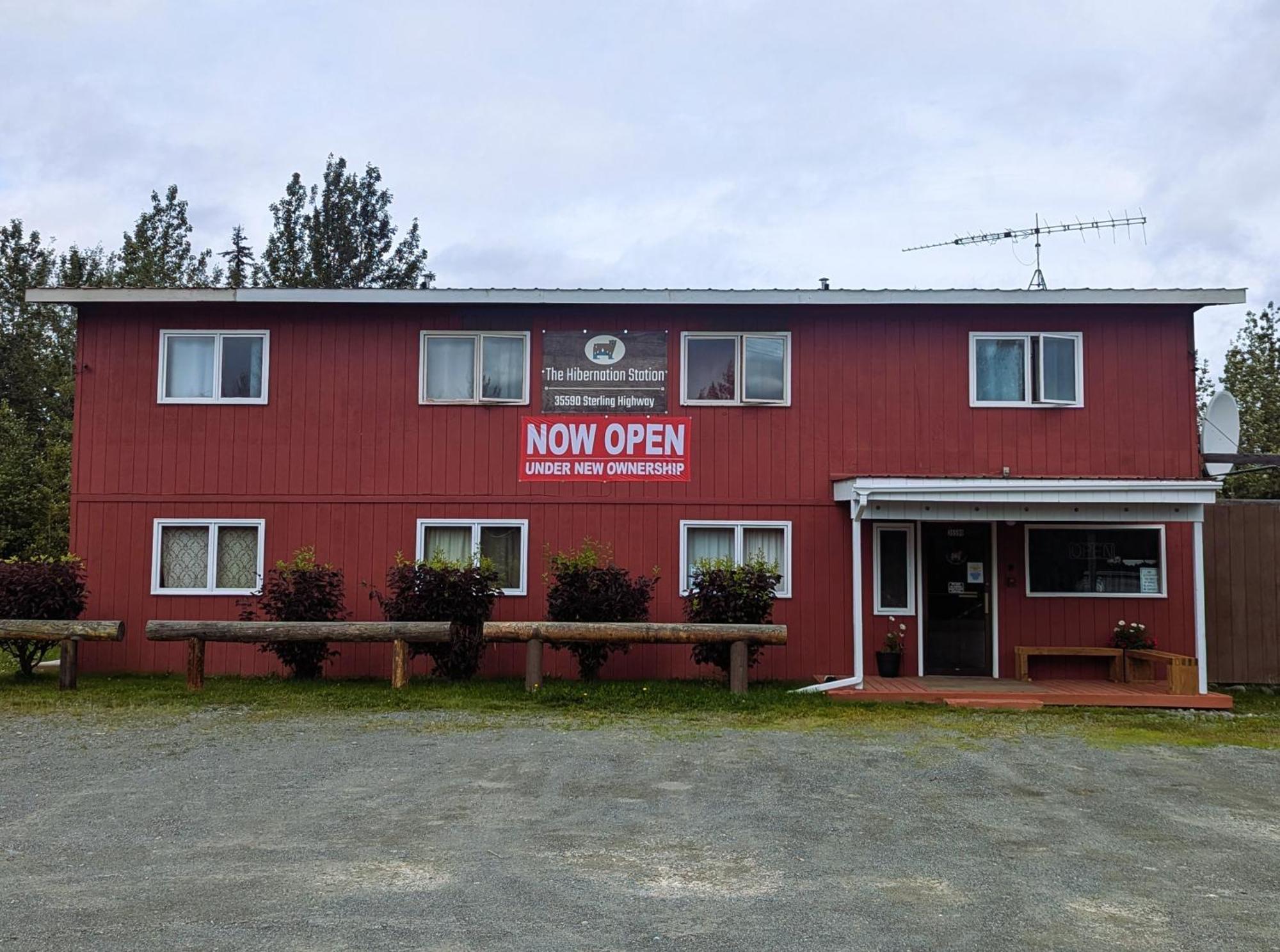 The Hibernation Station Motel Sterling Exterior photo